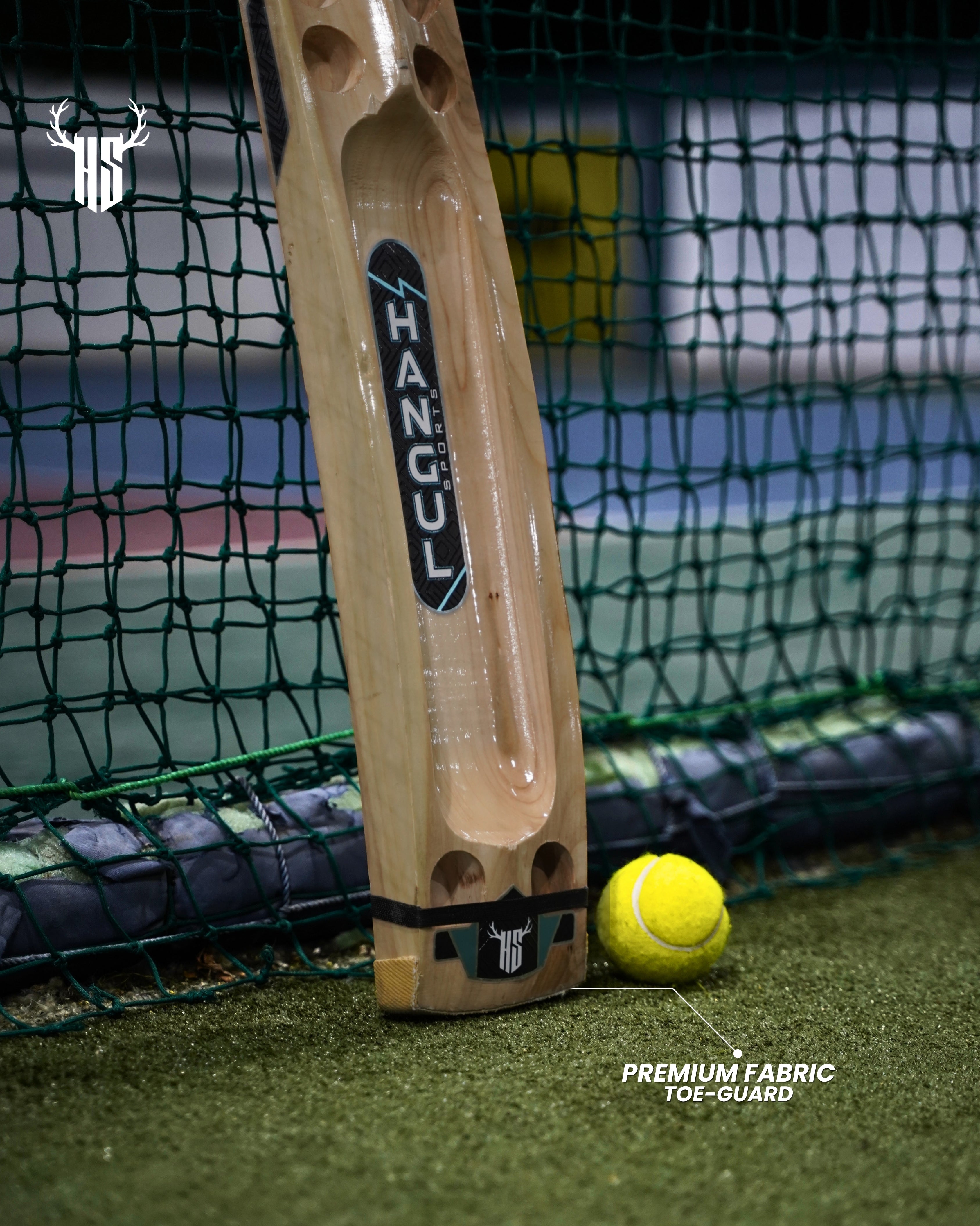 Players Edition Hard Tennis Bat- Classic